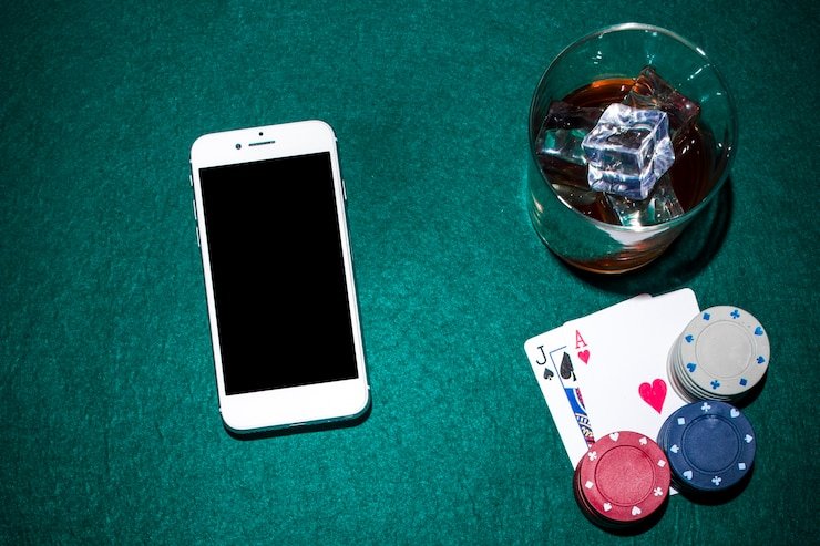 Mobile user and Brand 